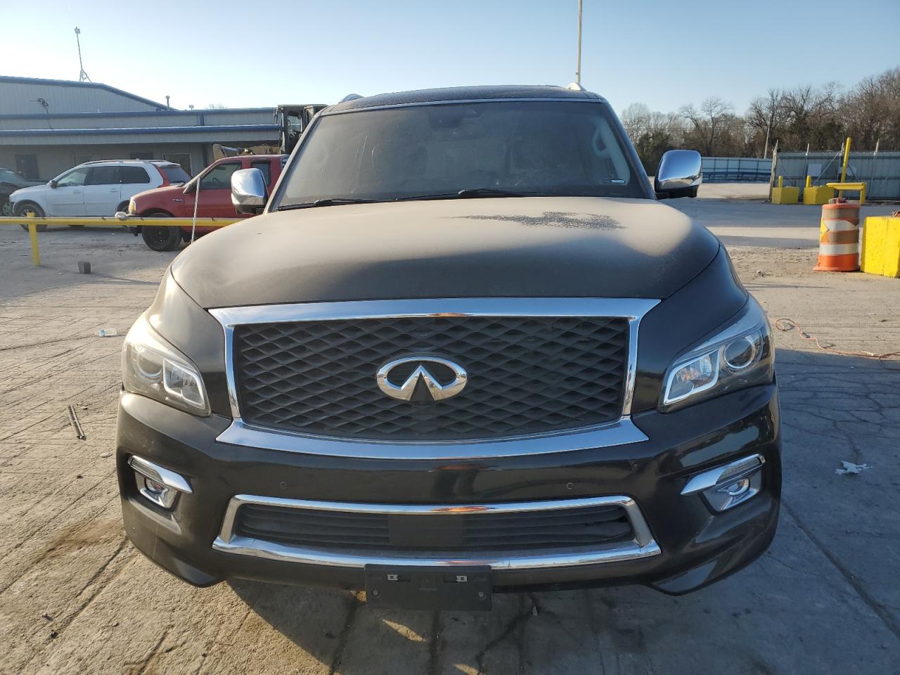 2017 Infiniti QX80 - Image 5