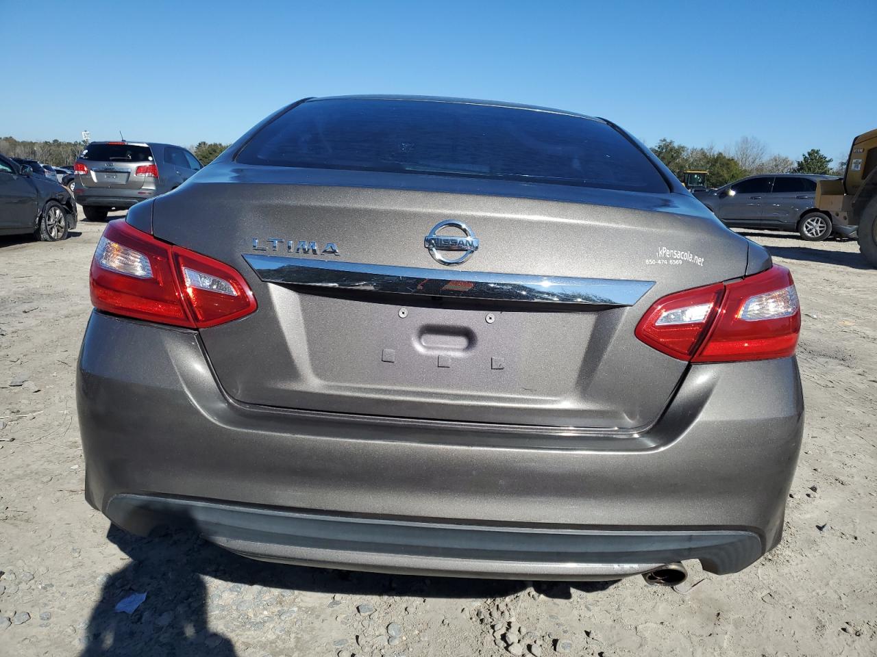 2016 Nissan Altima - Image 6