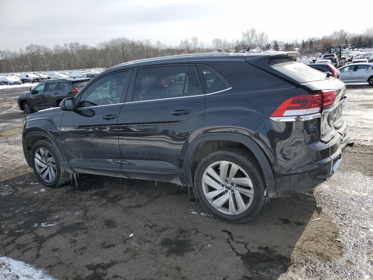 2020 Volkswagen Atlas - Image 2