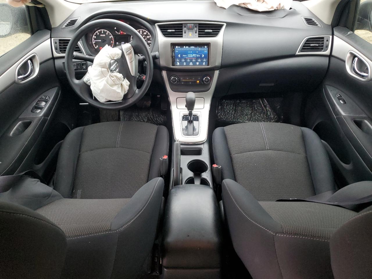 2015 Nissan Sentra - Image 8