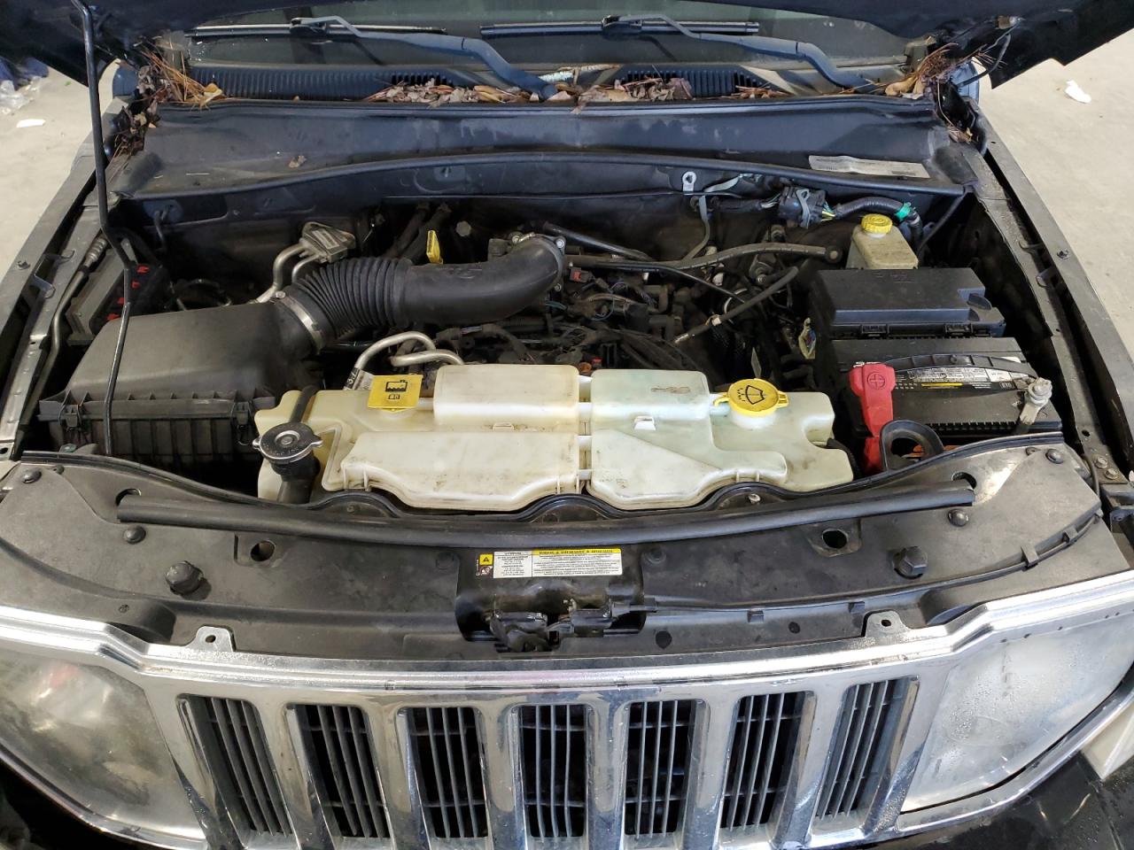 2012 Jeep Liberty (North America) - Image 13