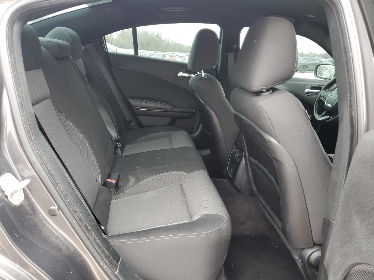 2018 Dodge Charger - Image 10