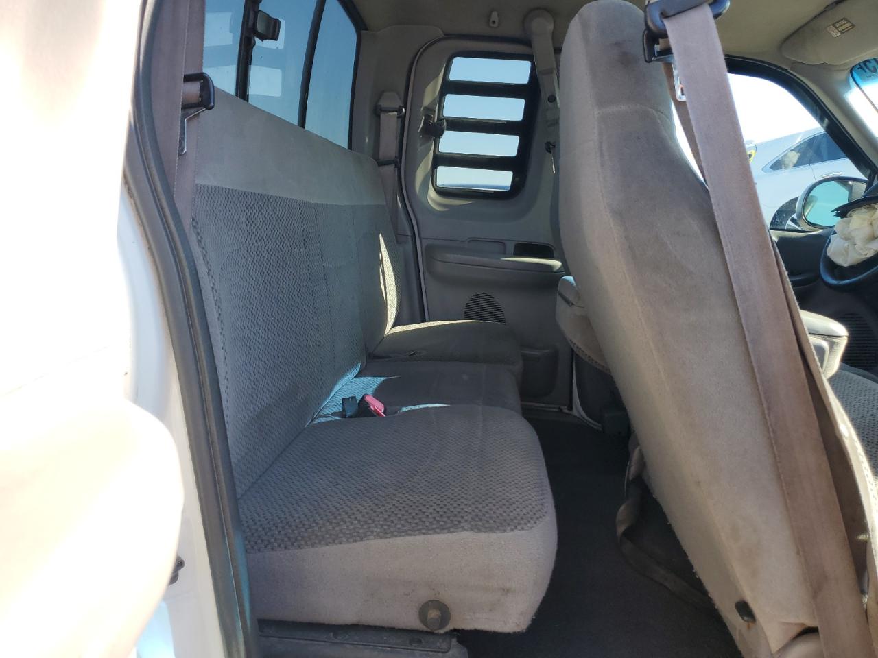 1999 Ford F-150 - Image 10