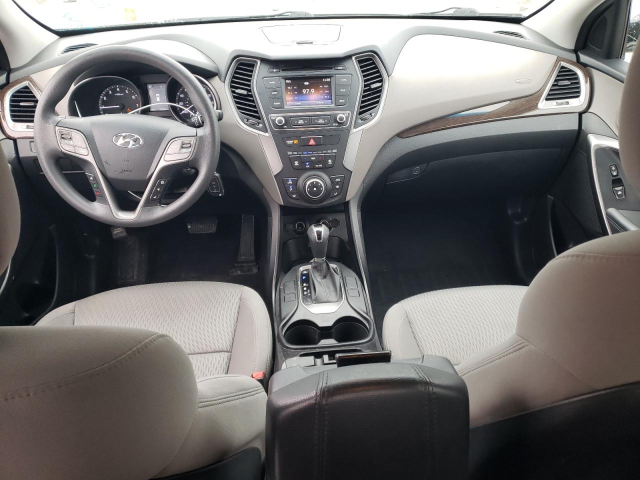 2017 Hyundai Santa Fe - Image 8
