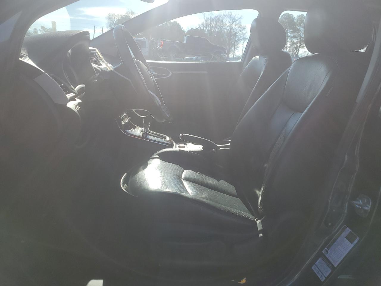 2015 Nissan Sentra - Image 7