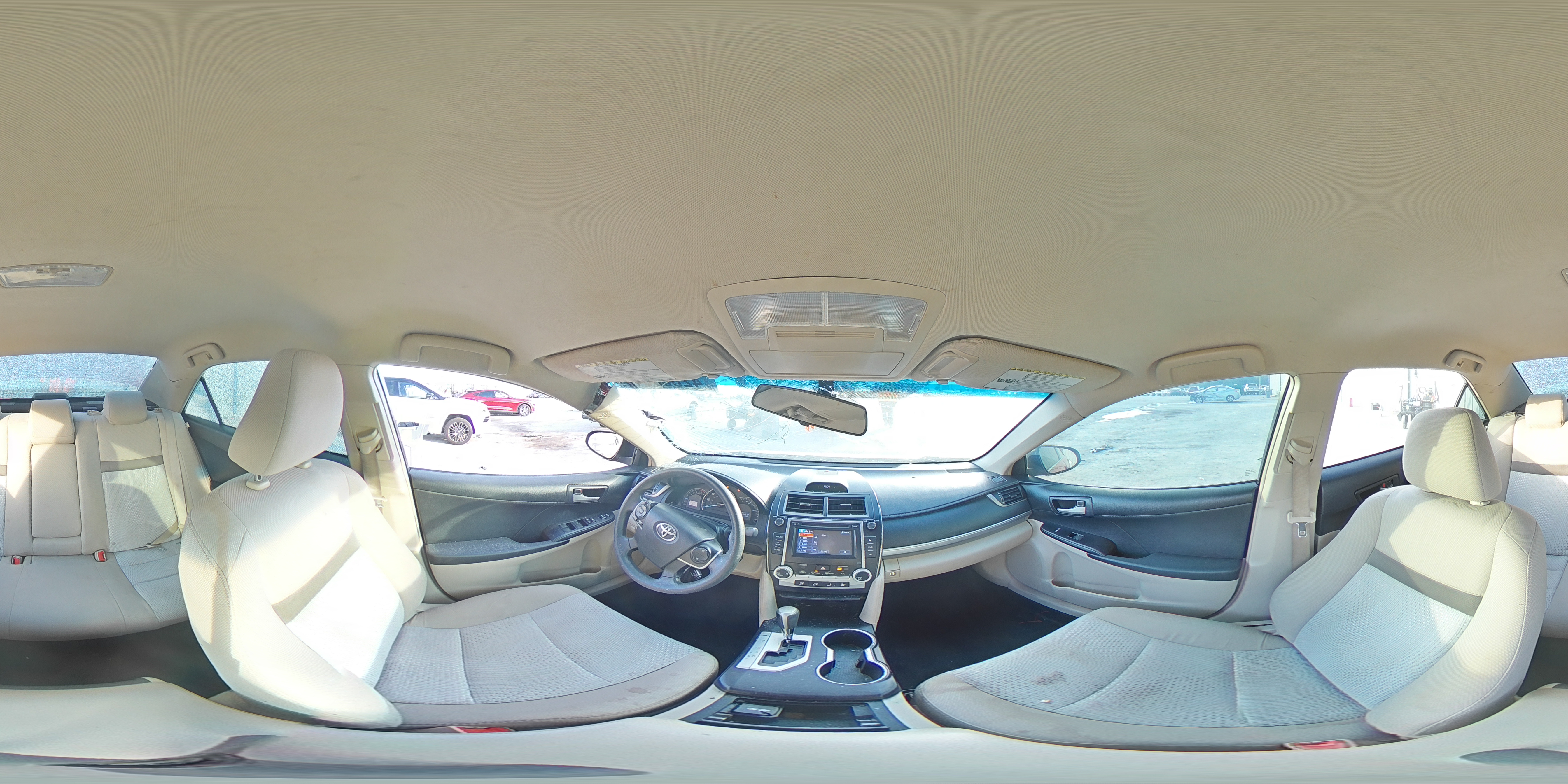 2012 Toyota Camry - Image 12