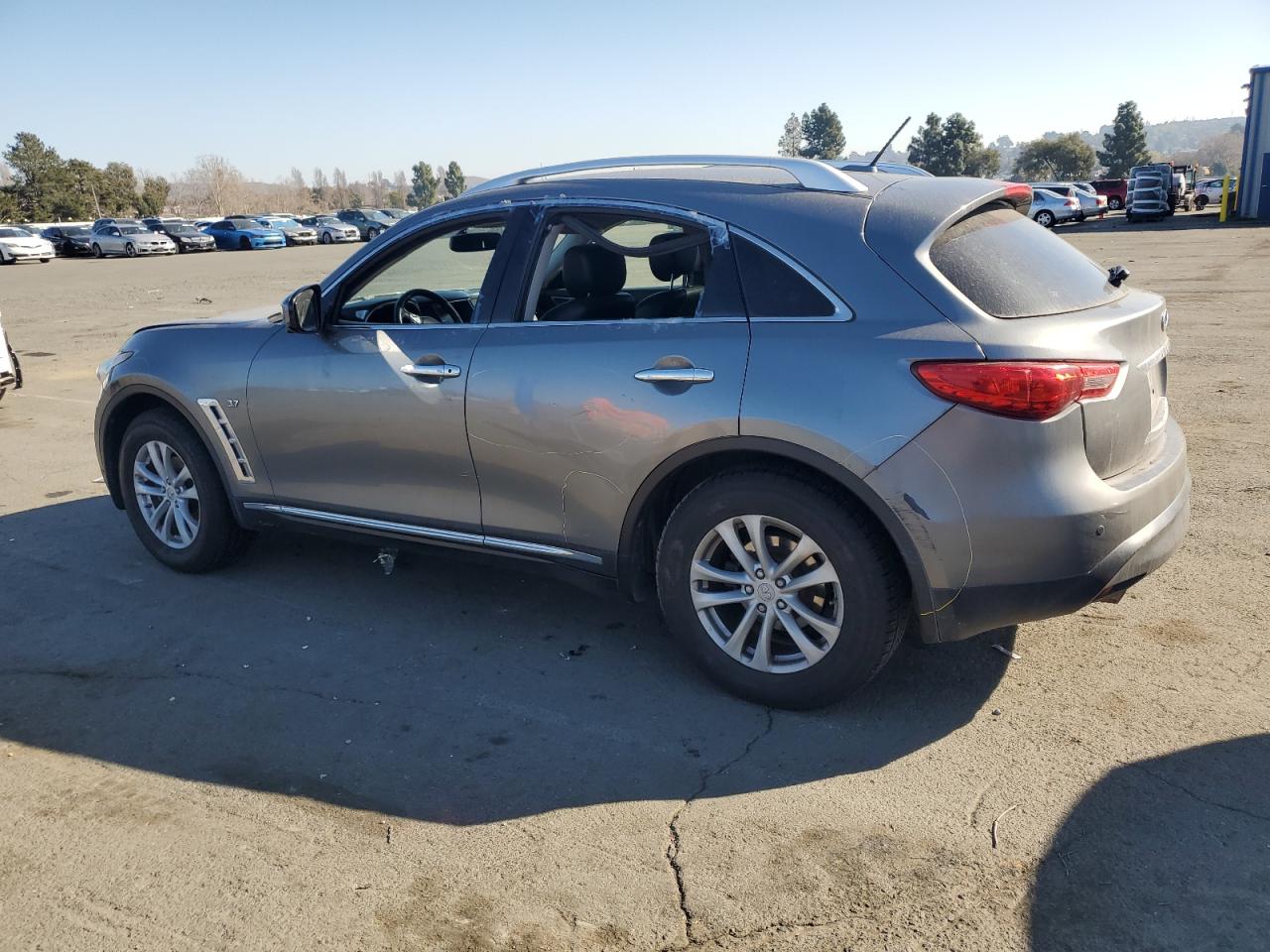 2014 Infiniti QX70 - Image 2