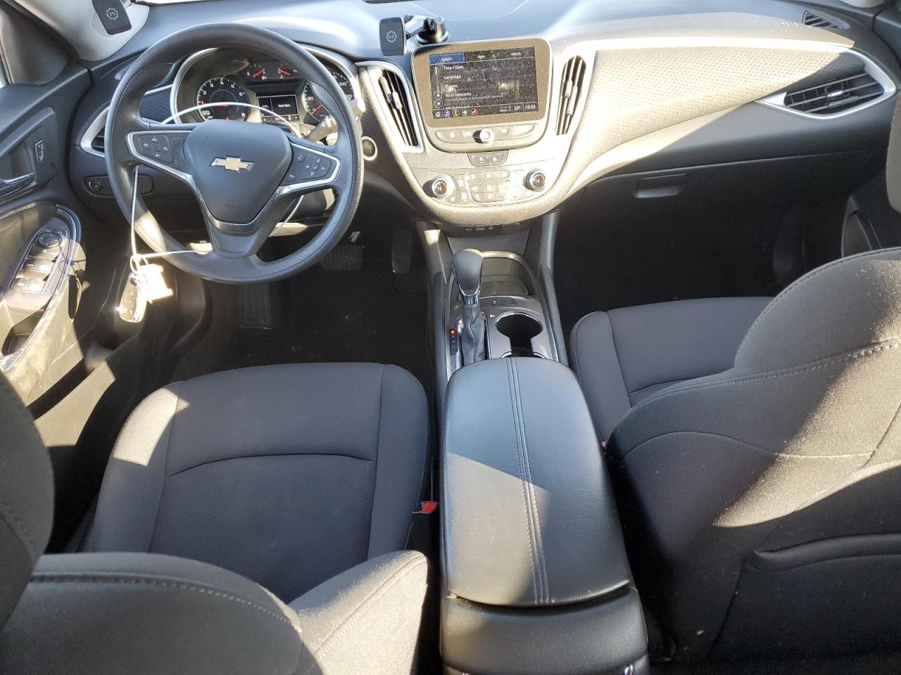 2022 Chevrolet Malibu - Image 8