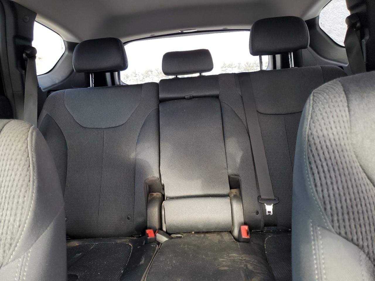 2019 Hyundai Santa Fe - Image 10