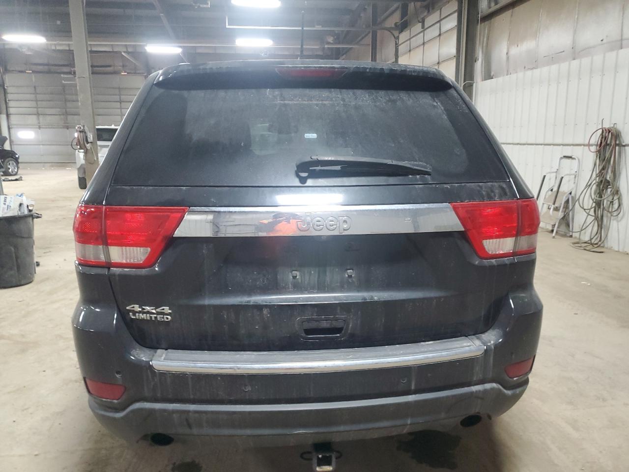 2012 Jeep Grand Cherokee - Image 6