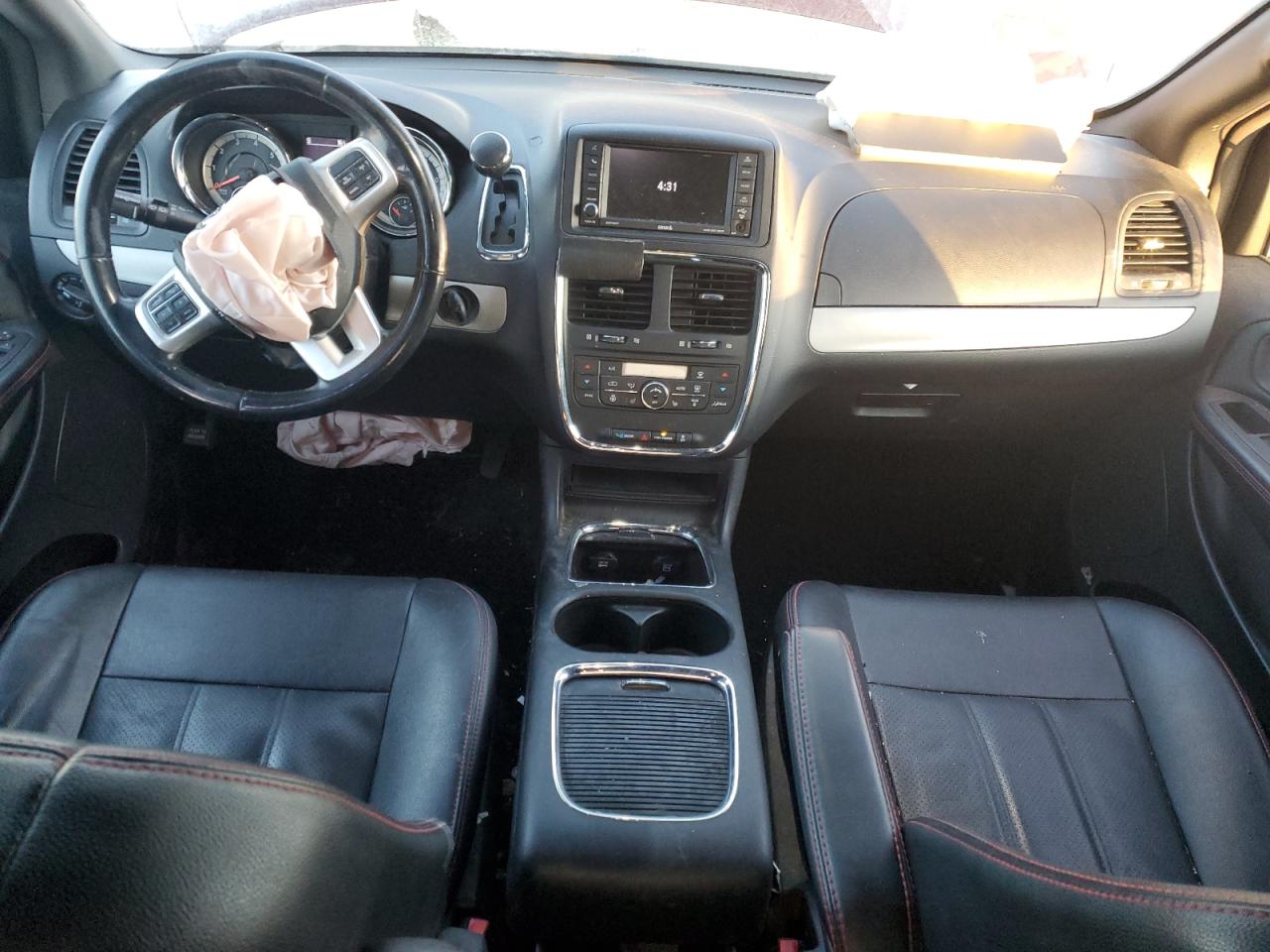 2019 Dodge Caravan - Image 8