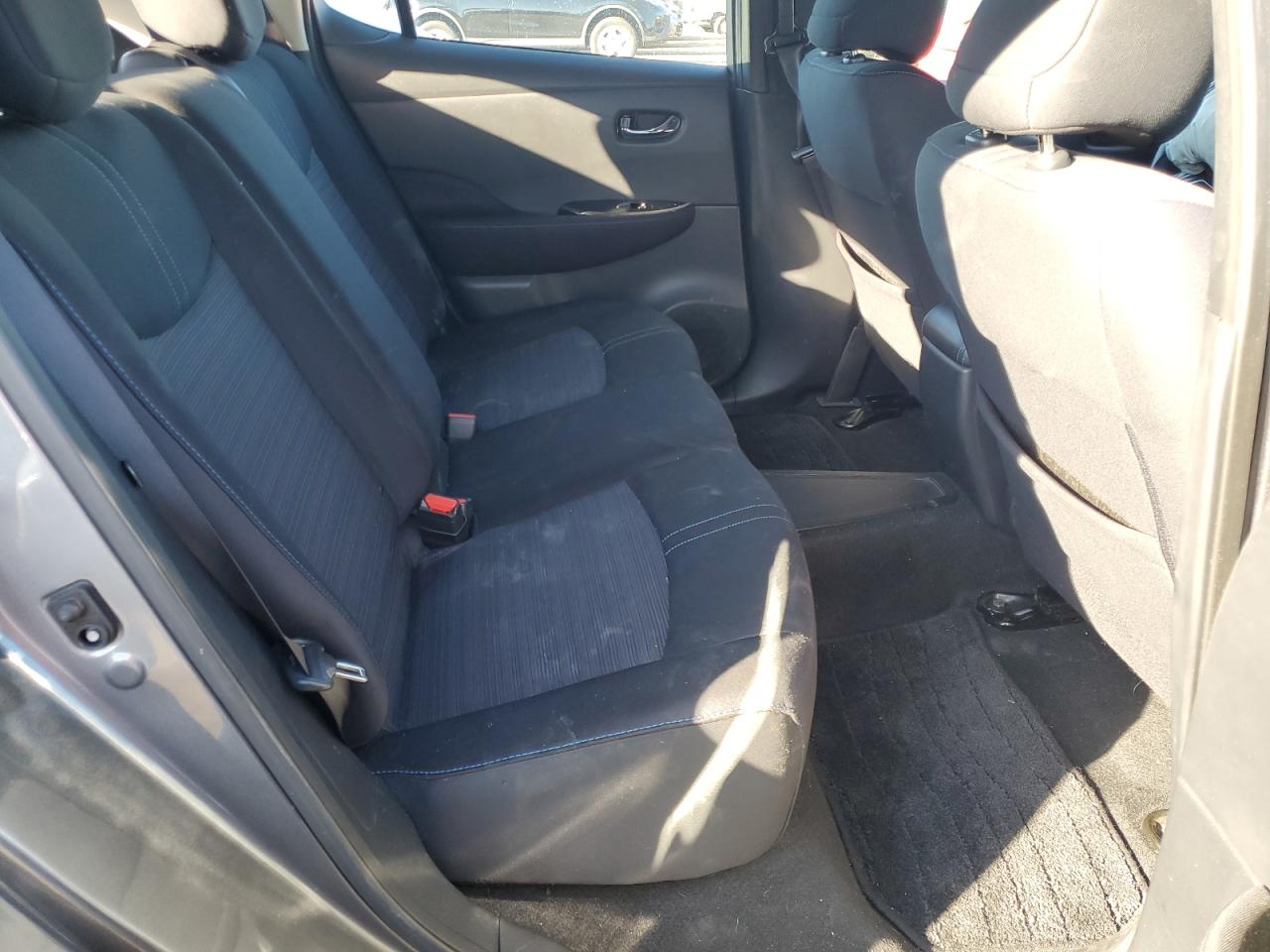 2019 Nissan Leaf - Image 10