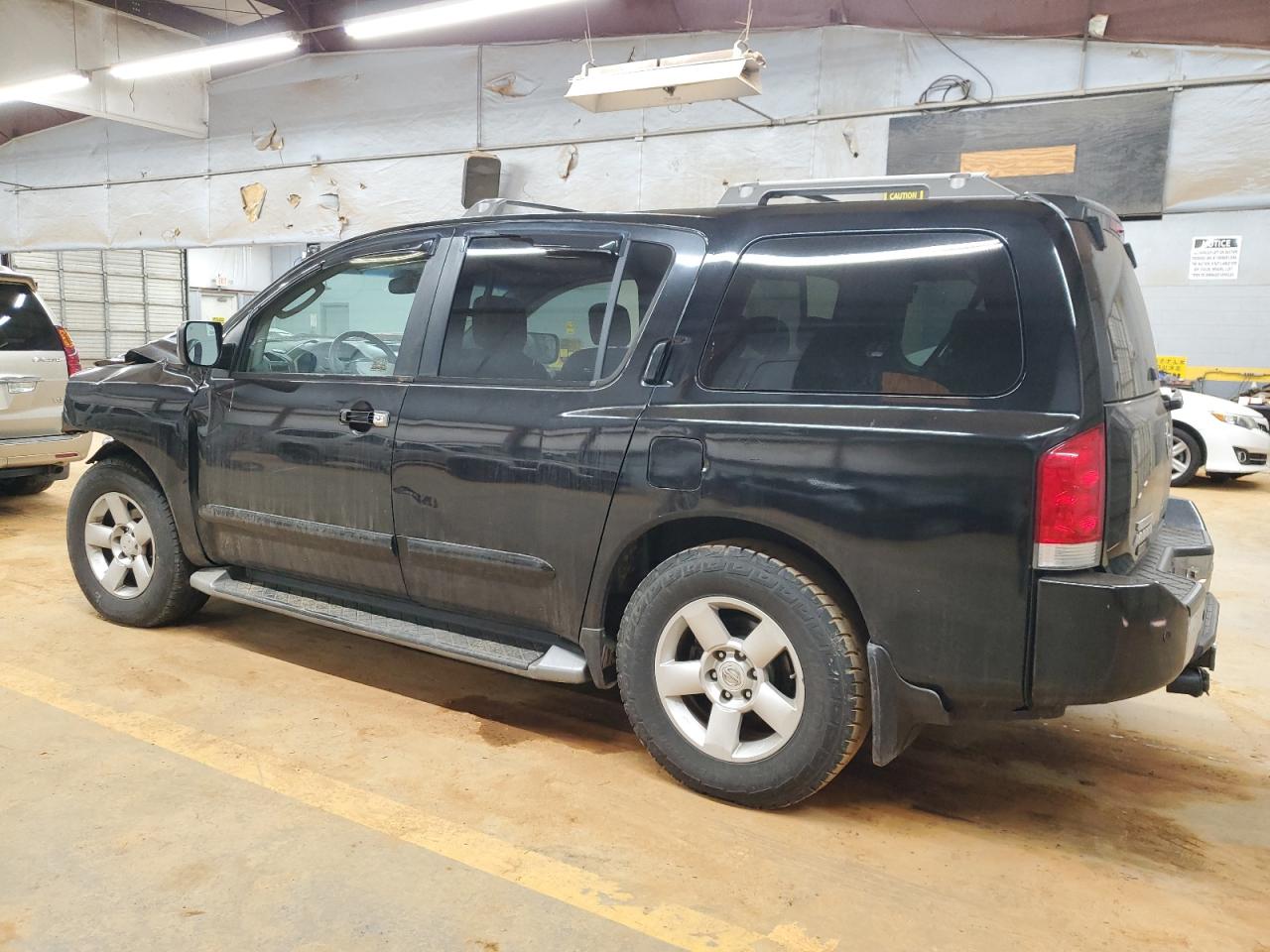 2004 Nissan Armada - Image 2