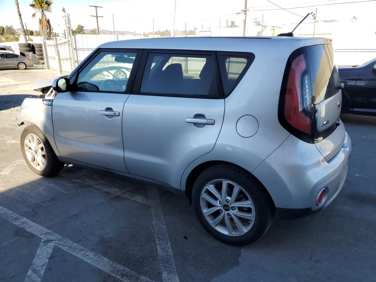 2019 Kia Soul - Image 2