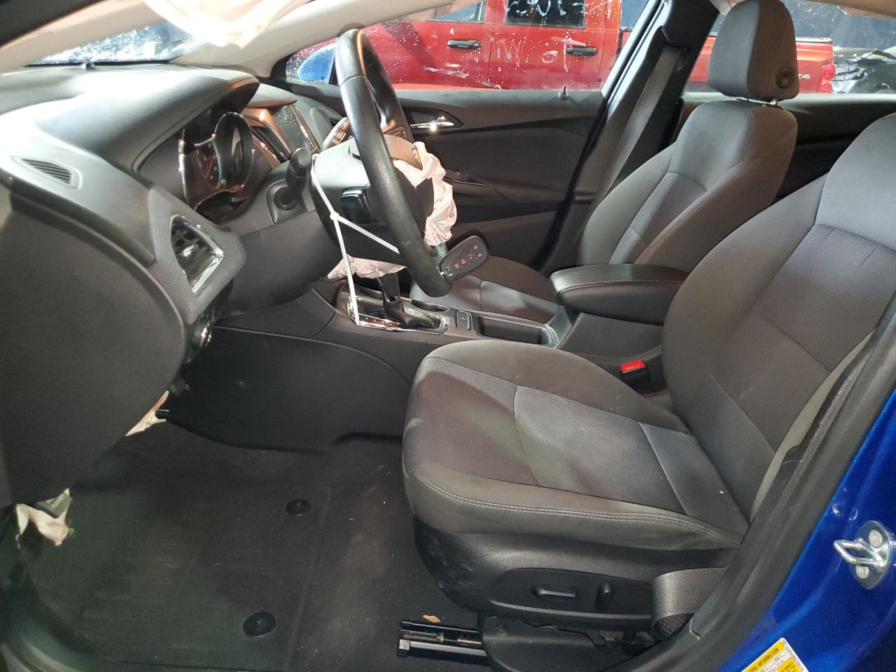 2018 Chevrolet Cruze - Image 7
