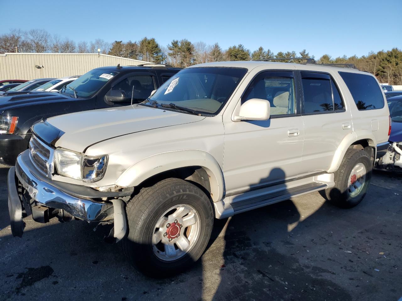2000 Toyota 4Runner Sr5 for Sale in Exeter, RI - Front End