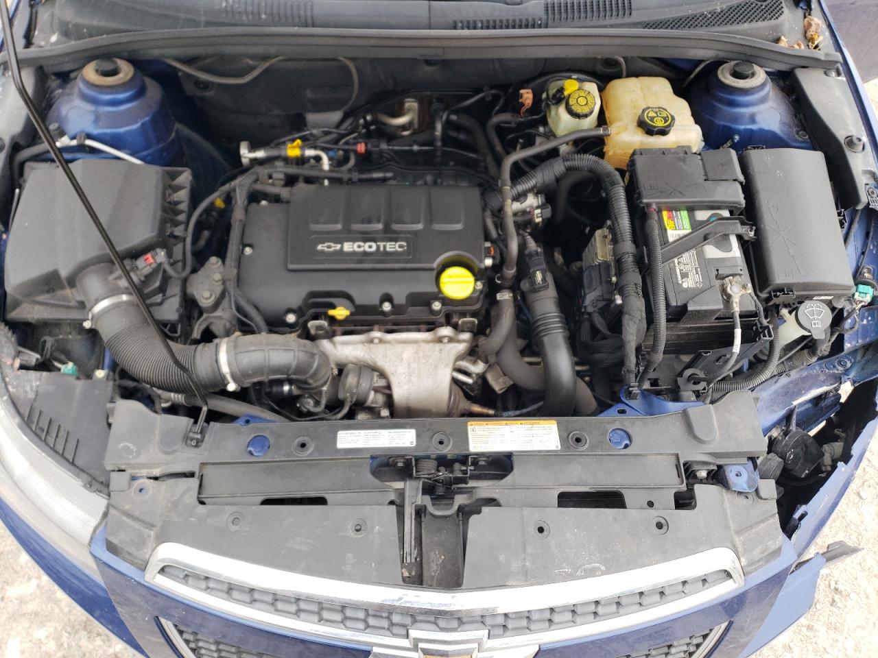 2012 Chevrolet Cruze - Image 11