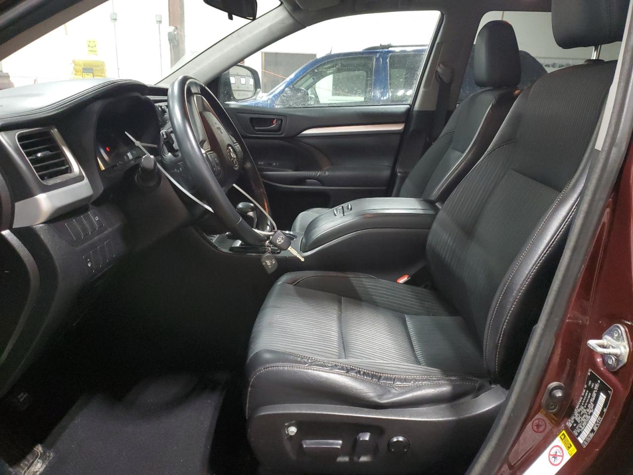 2015 Toyota Highlander - Image 7
