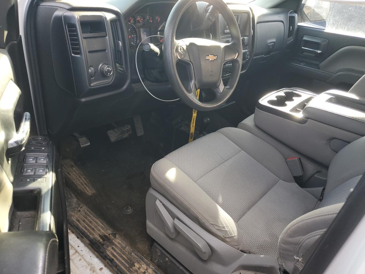 2015 Chevrolet Silverado - Image 8