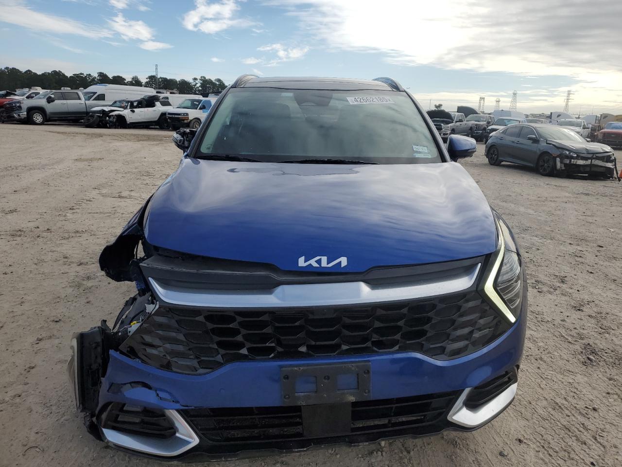 2023 Kia Sportage - Image 5