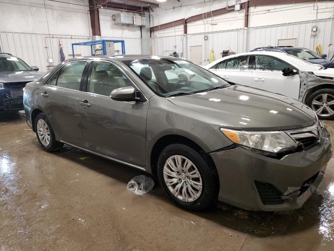 2012 Toyota Camry - Image 4