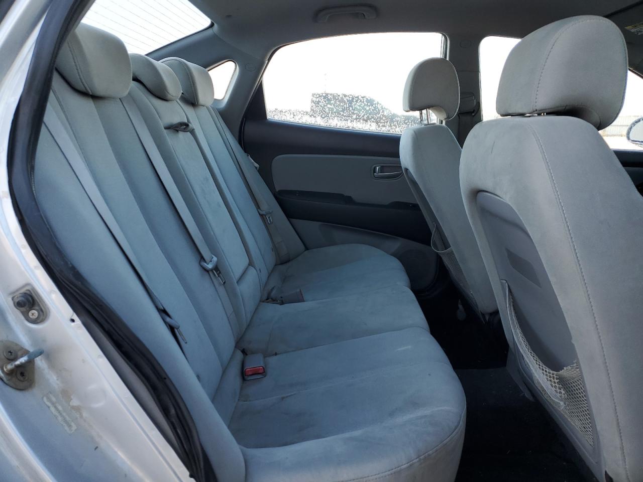 2009 Hyundai Elantra - Image 10