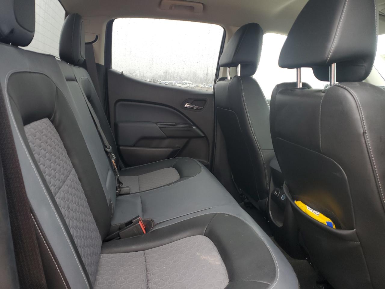 2015 Chevrolet Colorado - Image 10