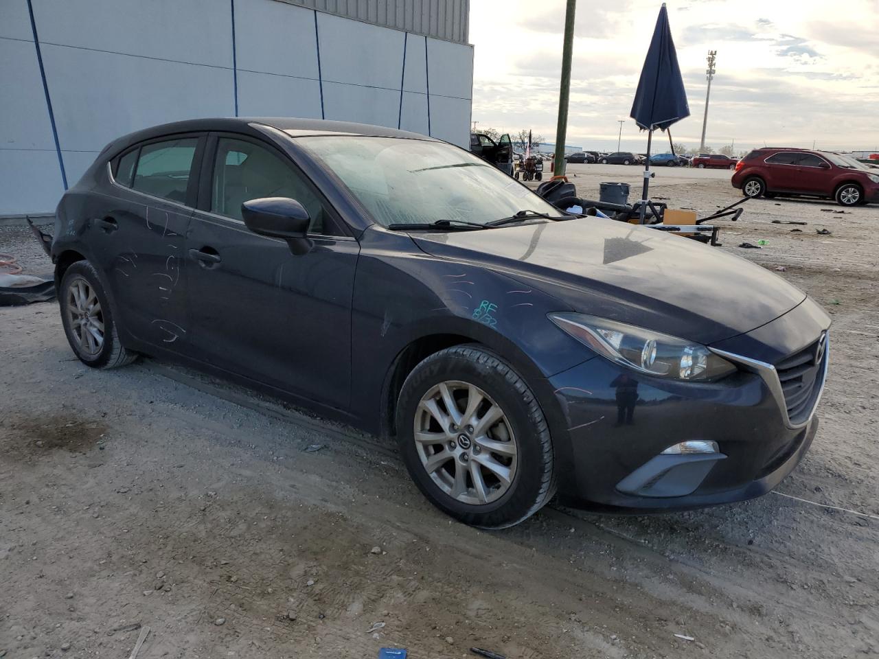 2016 Mazda 3 - Image 4