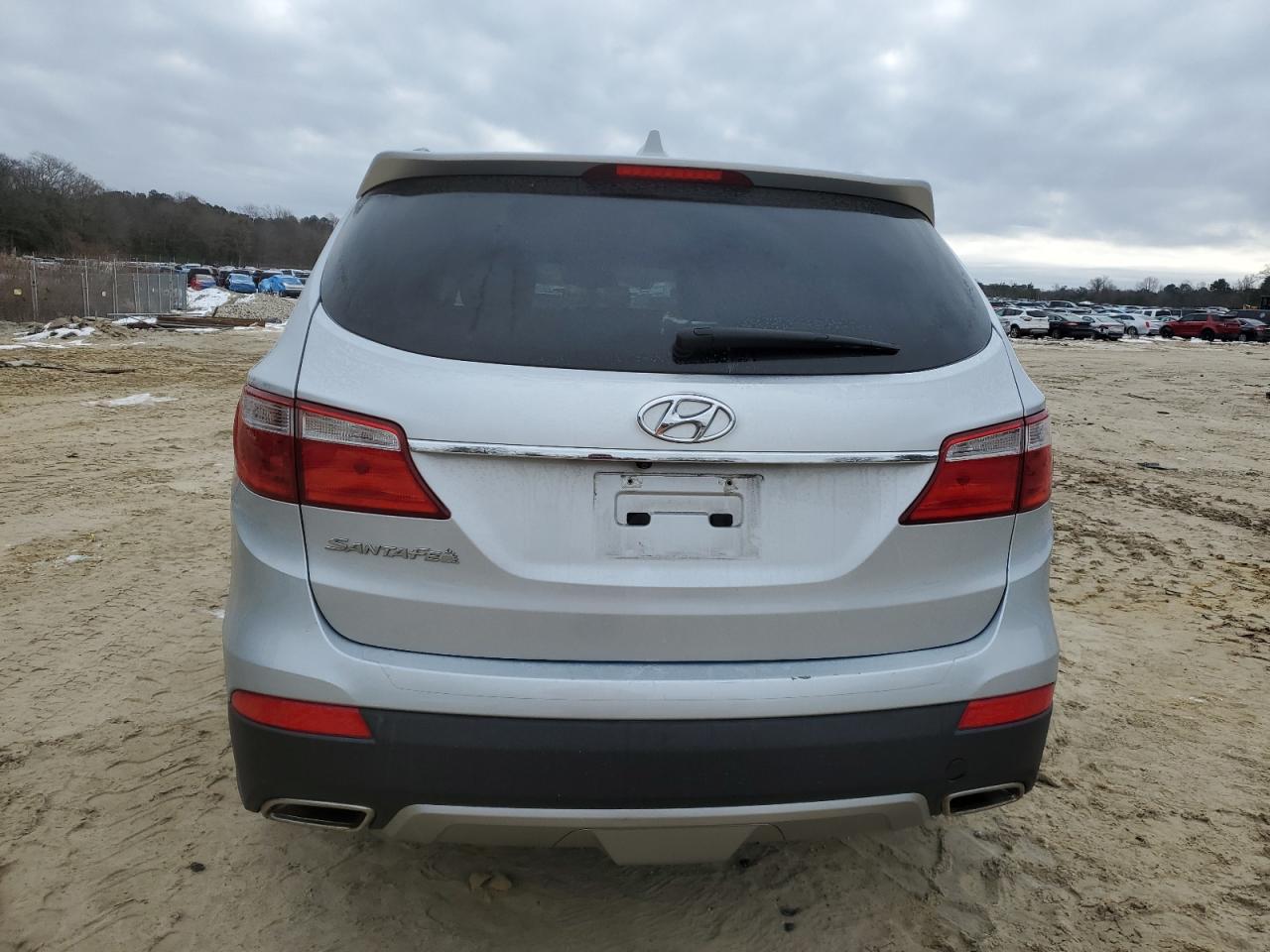 2016 Hyundai Santa Fe - Image 6