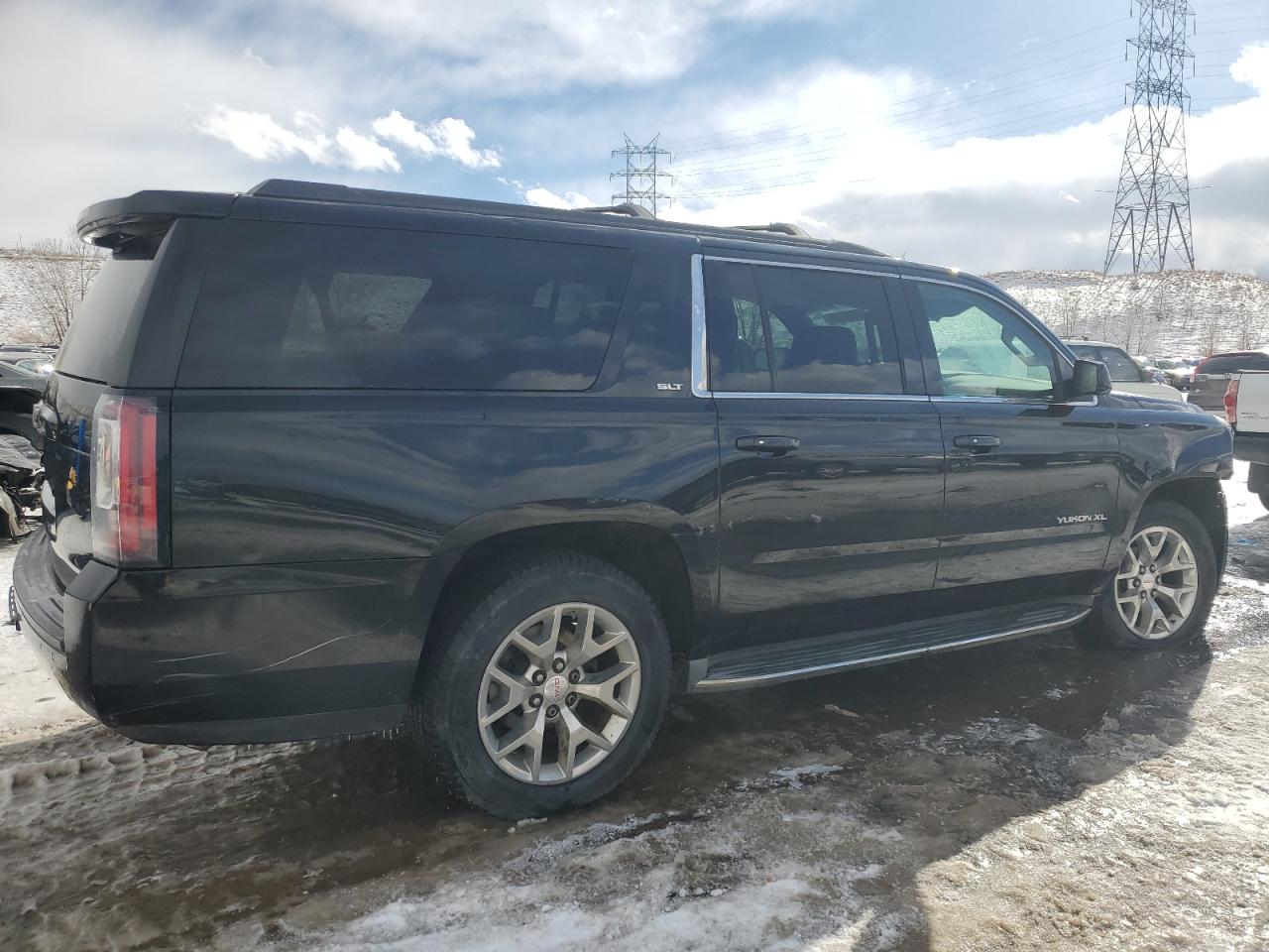 2015 GMC Yukon - Image 3