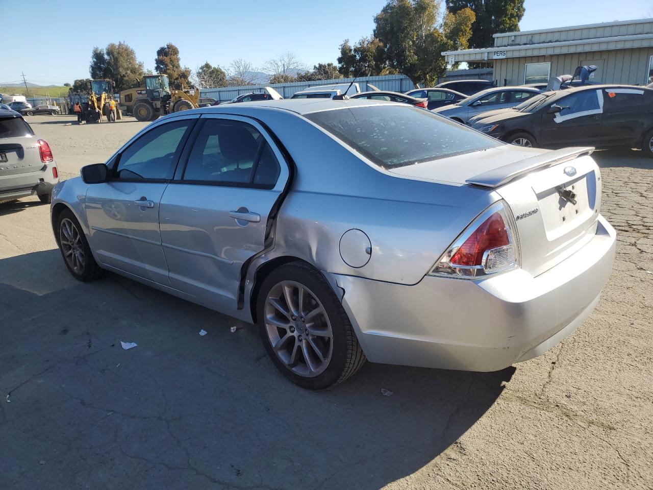2009 Ford Fusion - Image 2