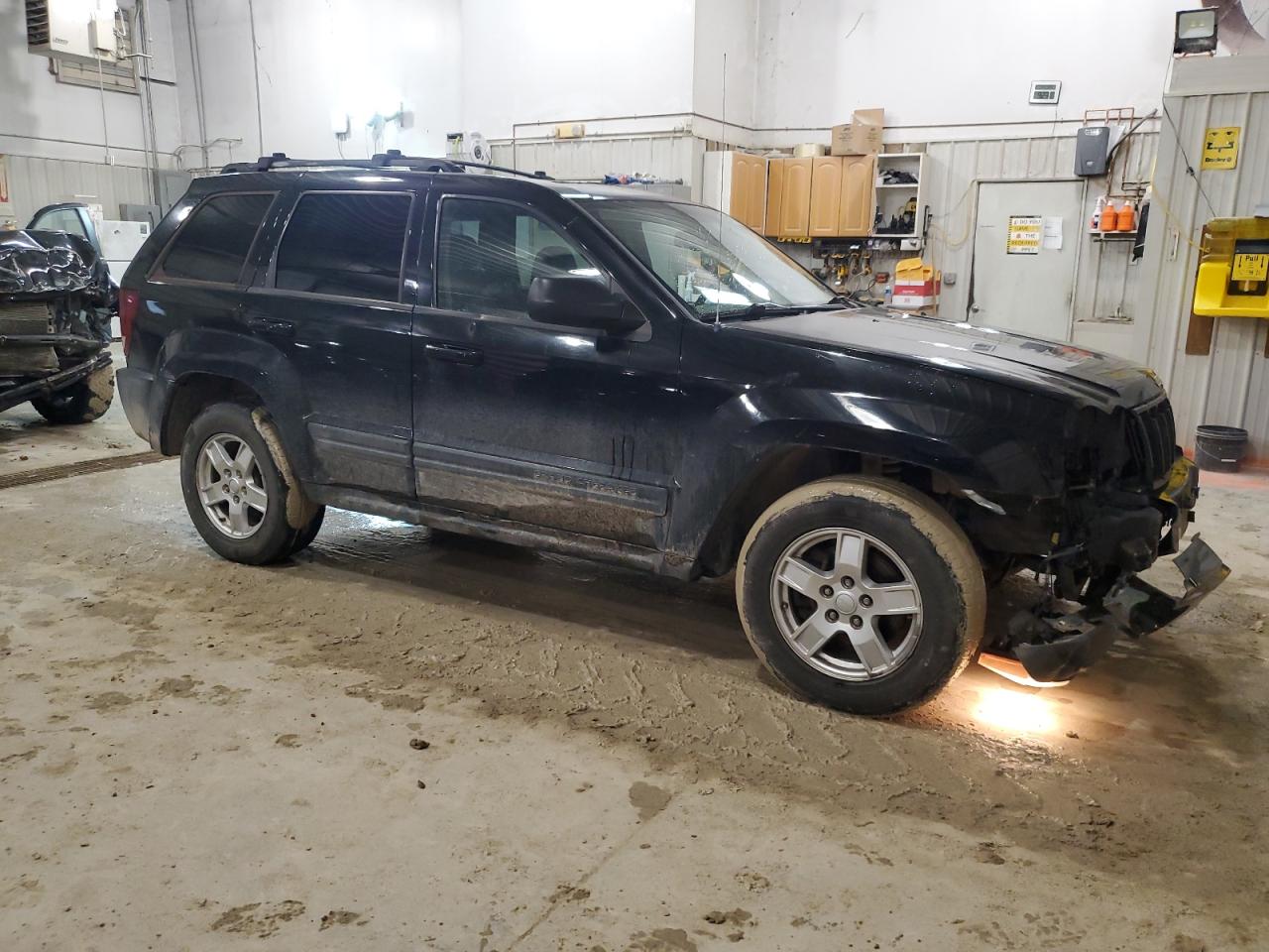 2006 Jeep Grand Cherokee - Image 4