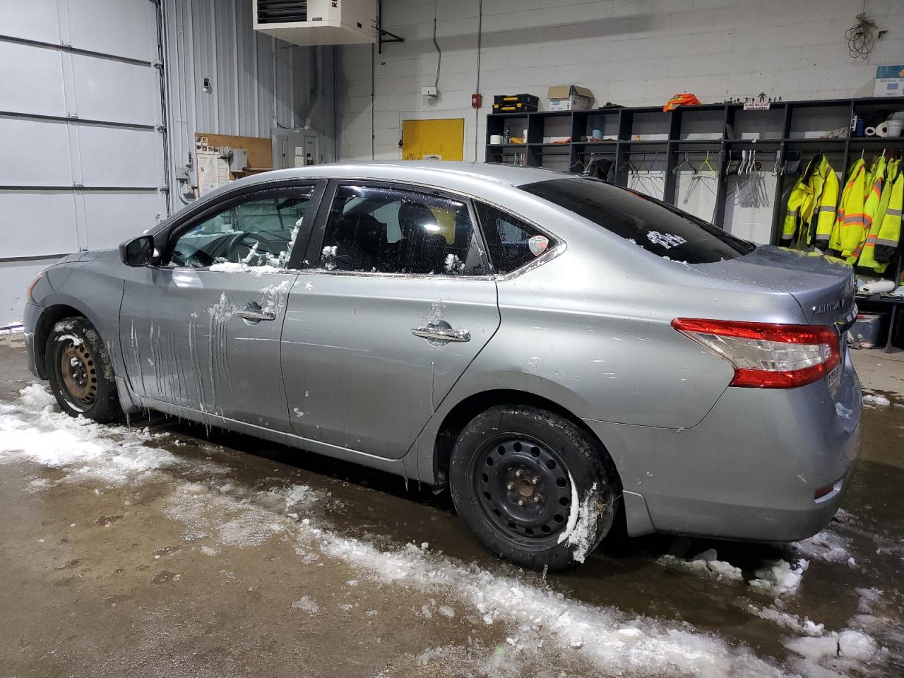 2013 Nissan Sentra - Image 2