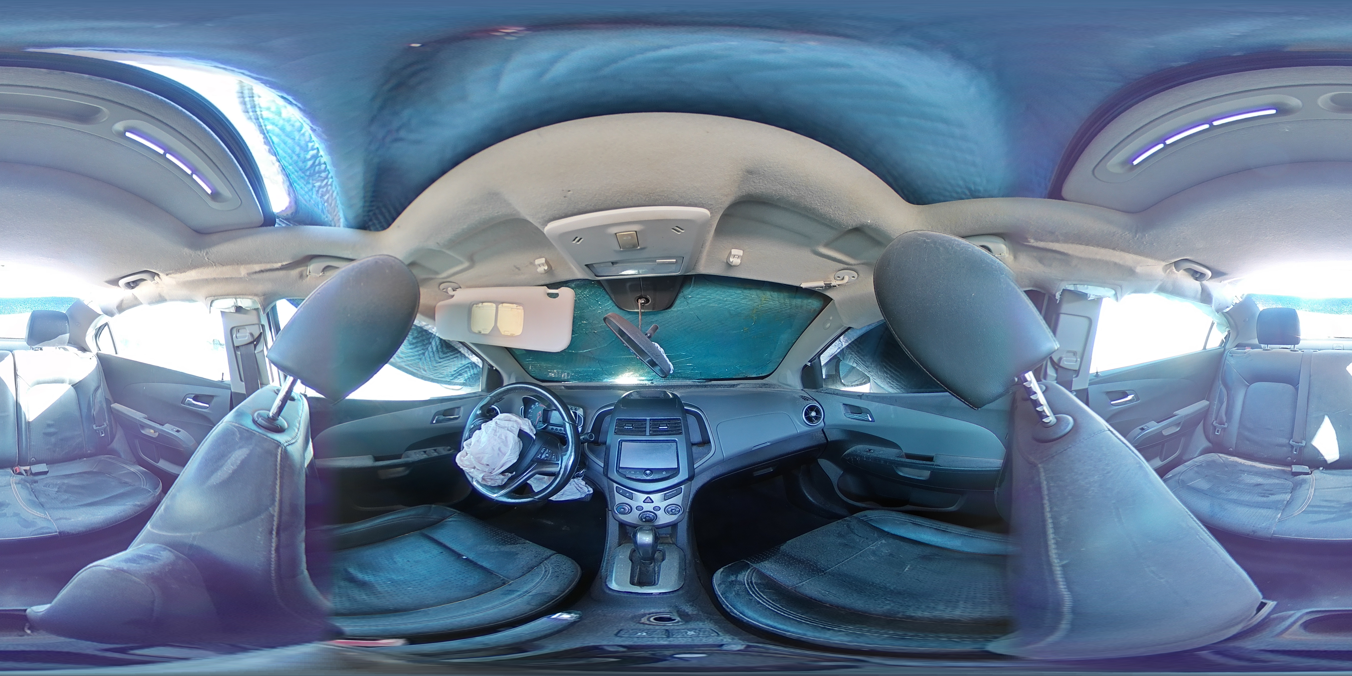 2013 Chevrolet Sonic - Image 12