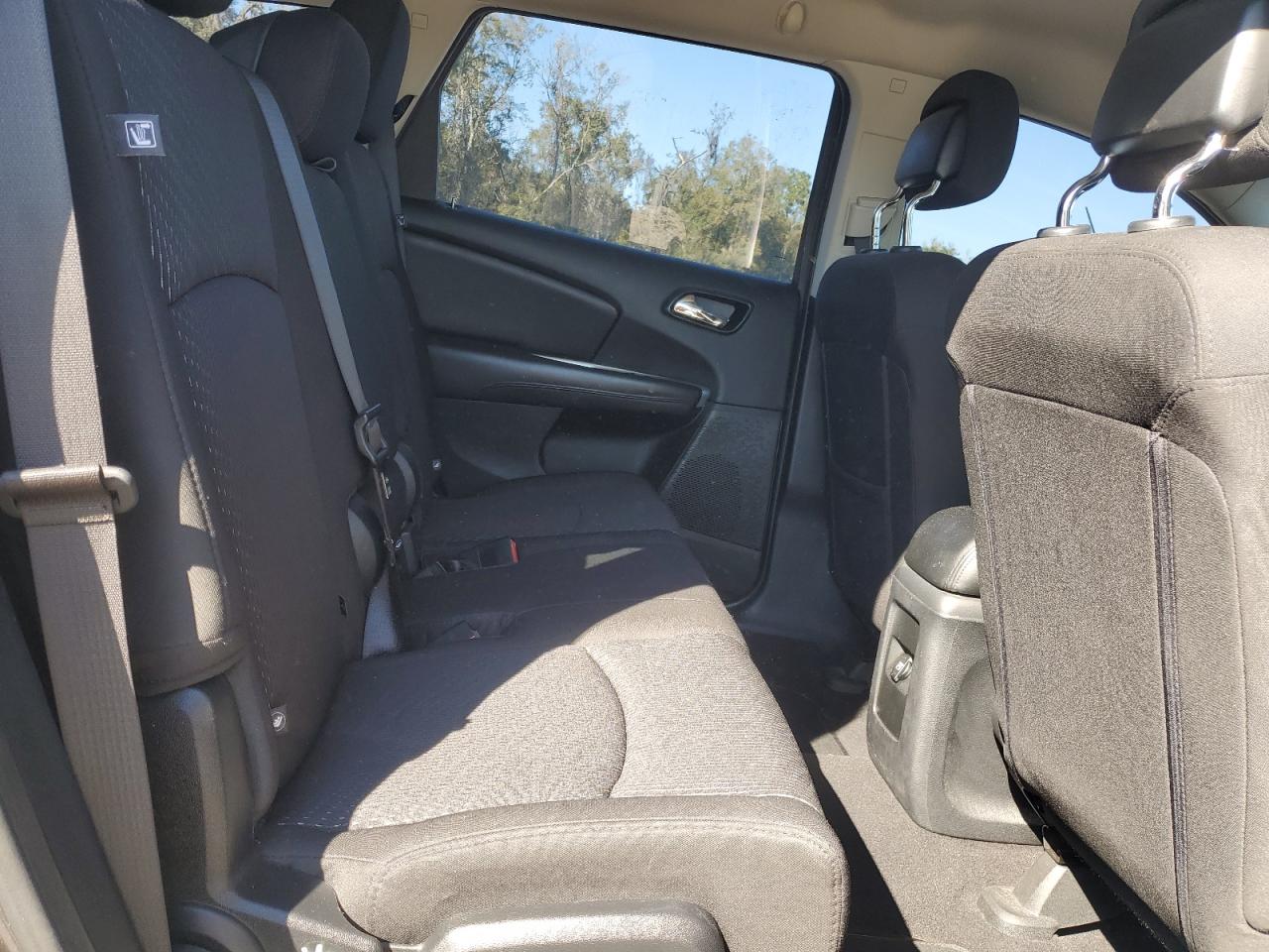 2015 Dodge Journey - Image 11