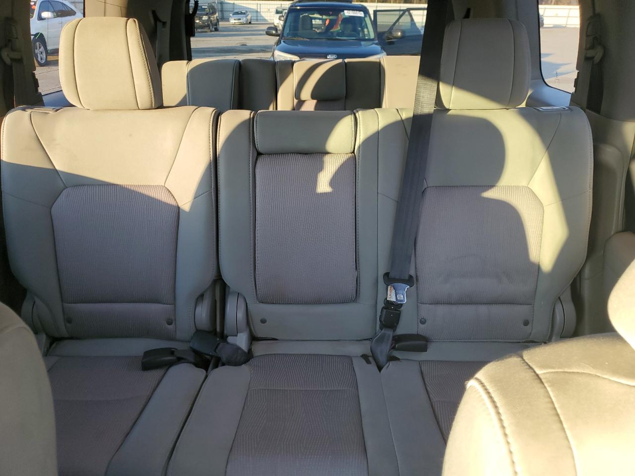 2015 Honda Pilot - Image 10