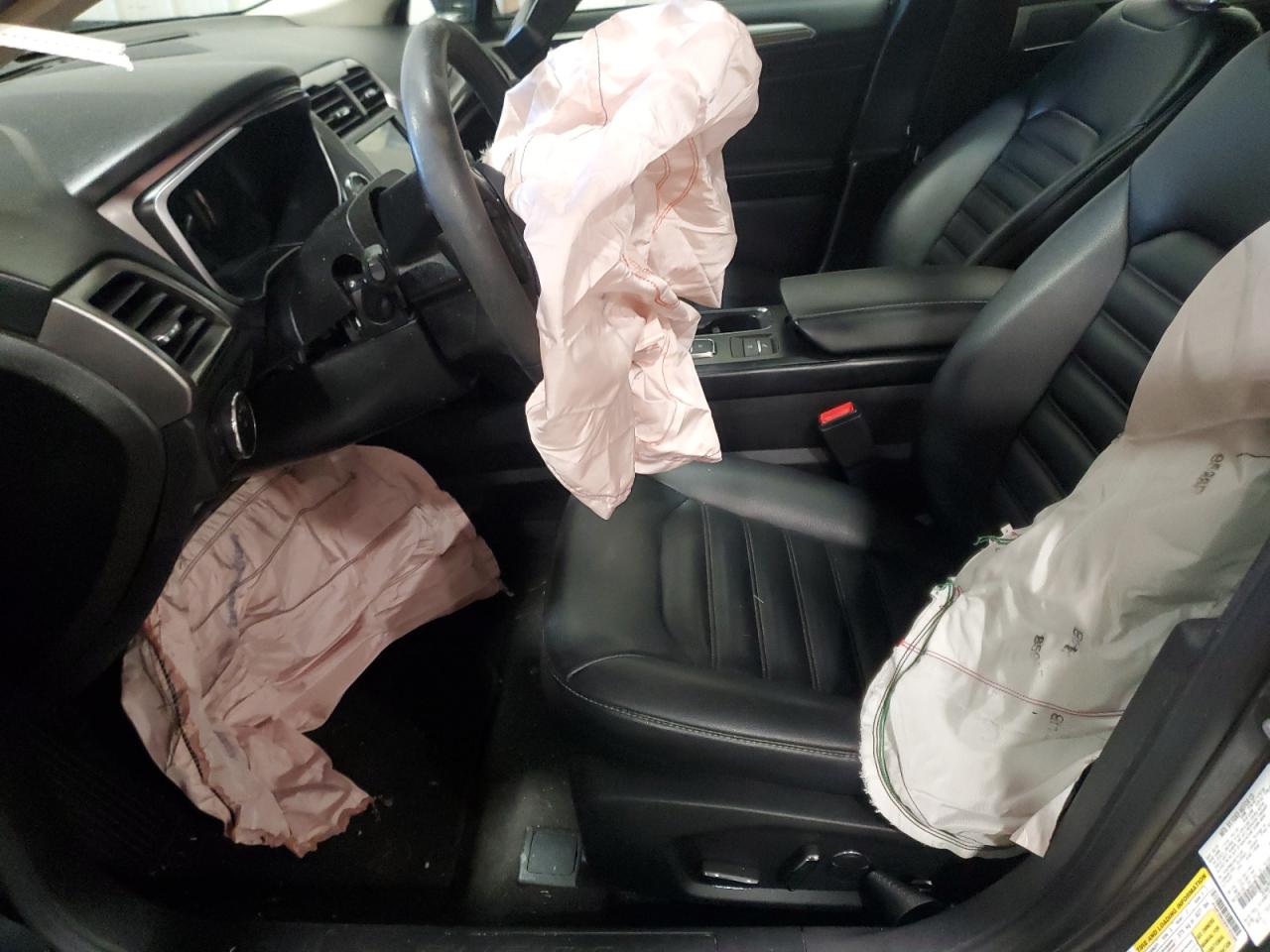 2019 Ford Fusion - Image 7