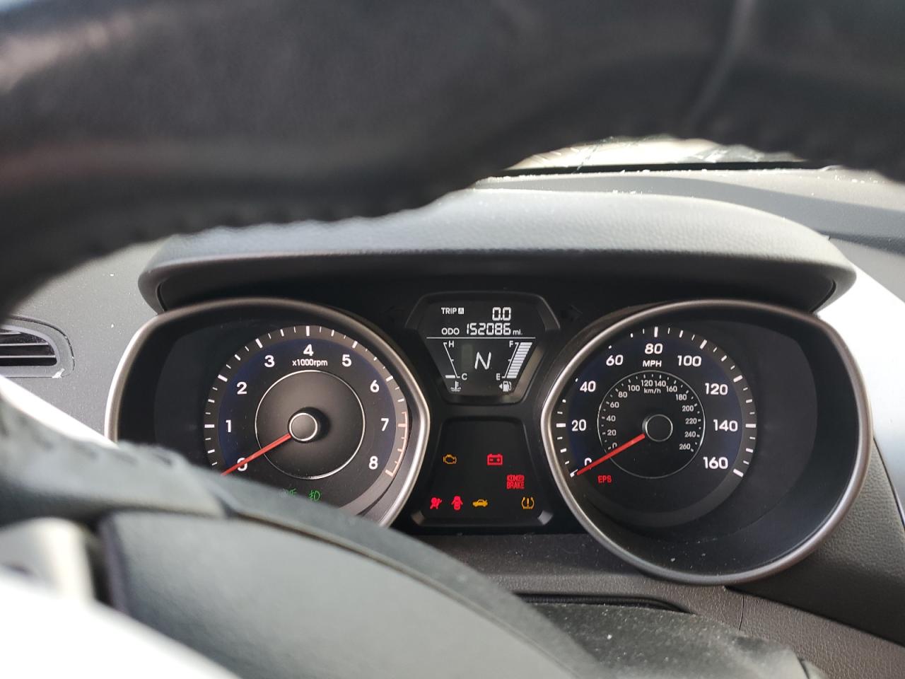 2012 Hyundai Elantra - Image 9
