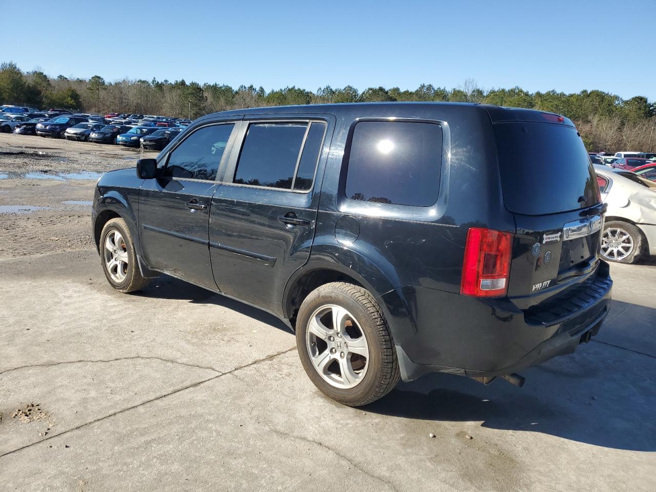 2015 Honda Pilot - Image 2