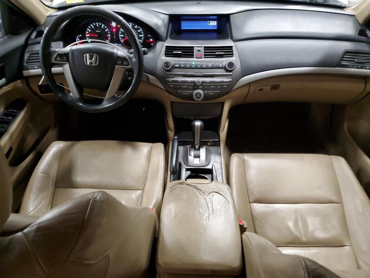 2011 Honda Accord - Image 8
