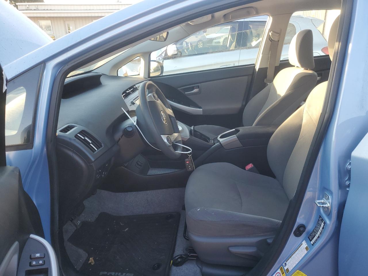 2013 Toyota Prius - Image 7