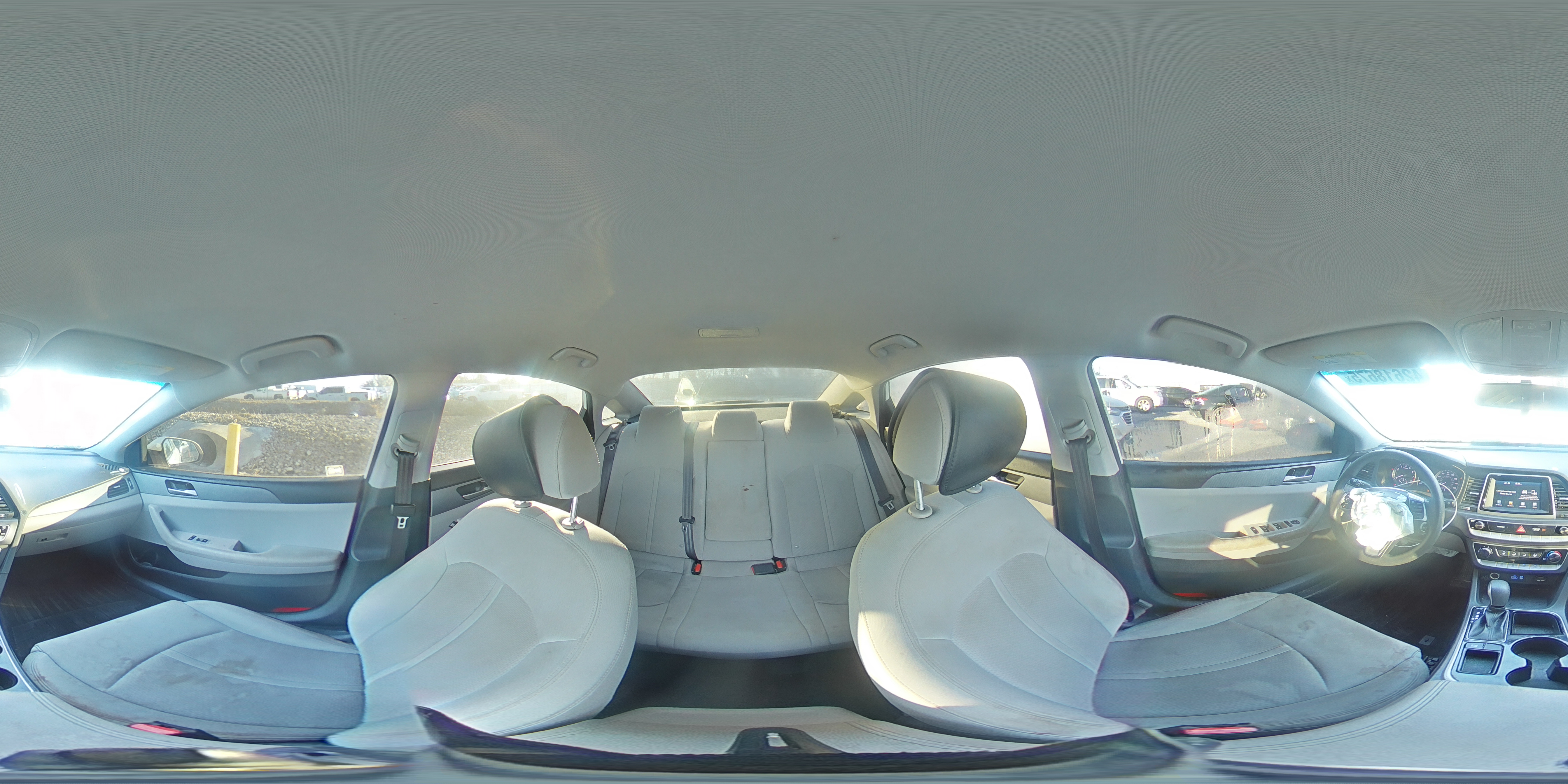 2018 Hyundai Sonata - Image 13
