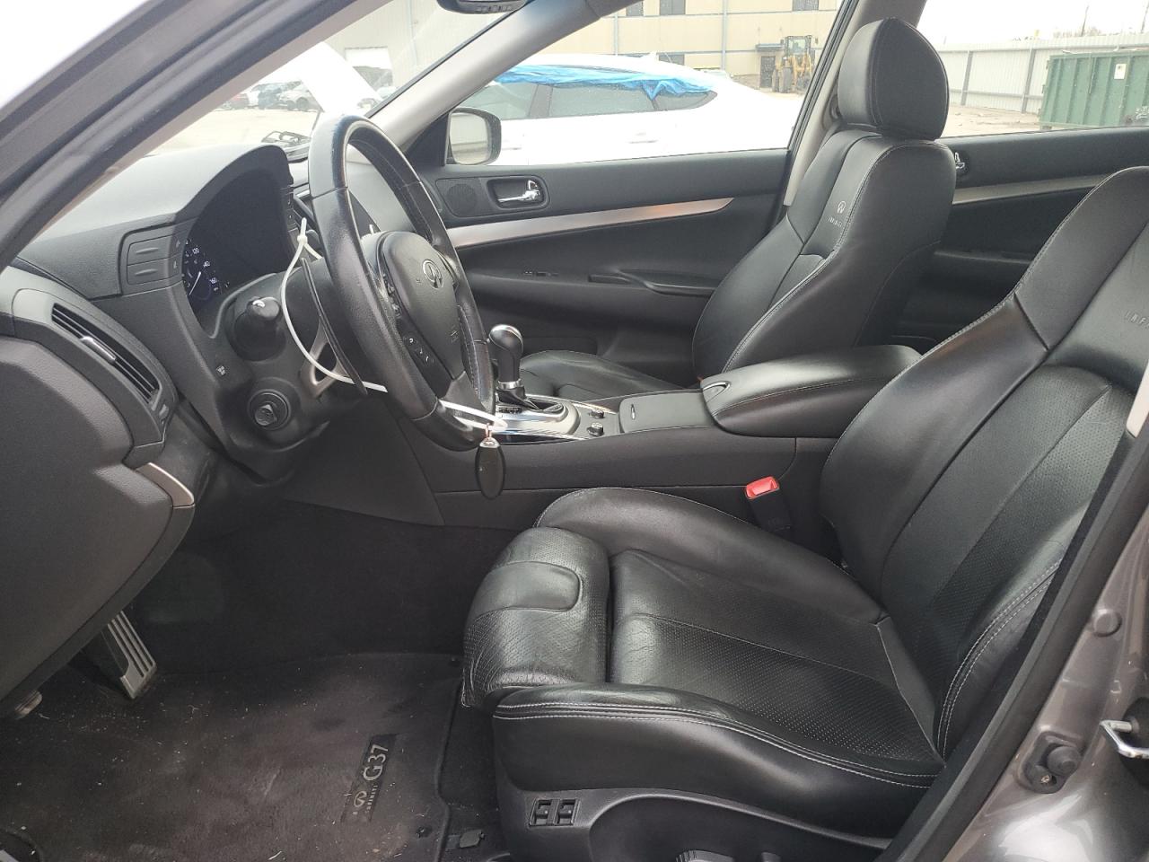 2012 Infiniti G - Image 7