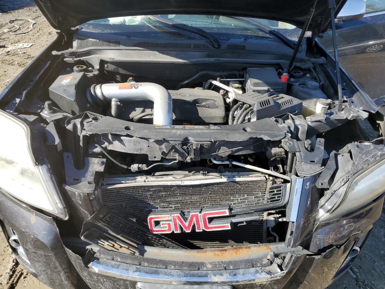 2015 GMC Terrain - Image 13