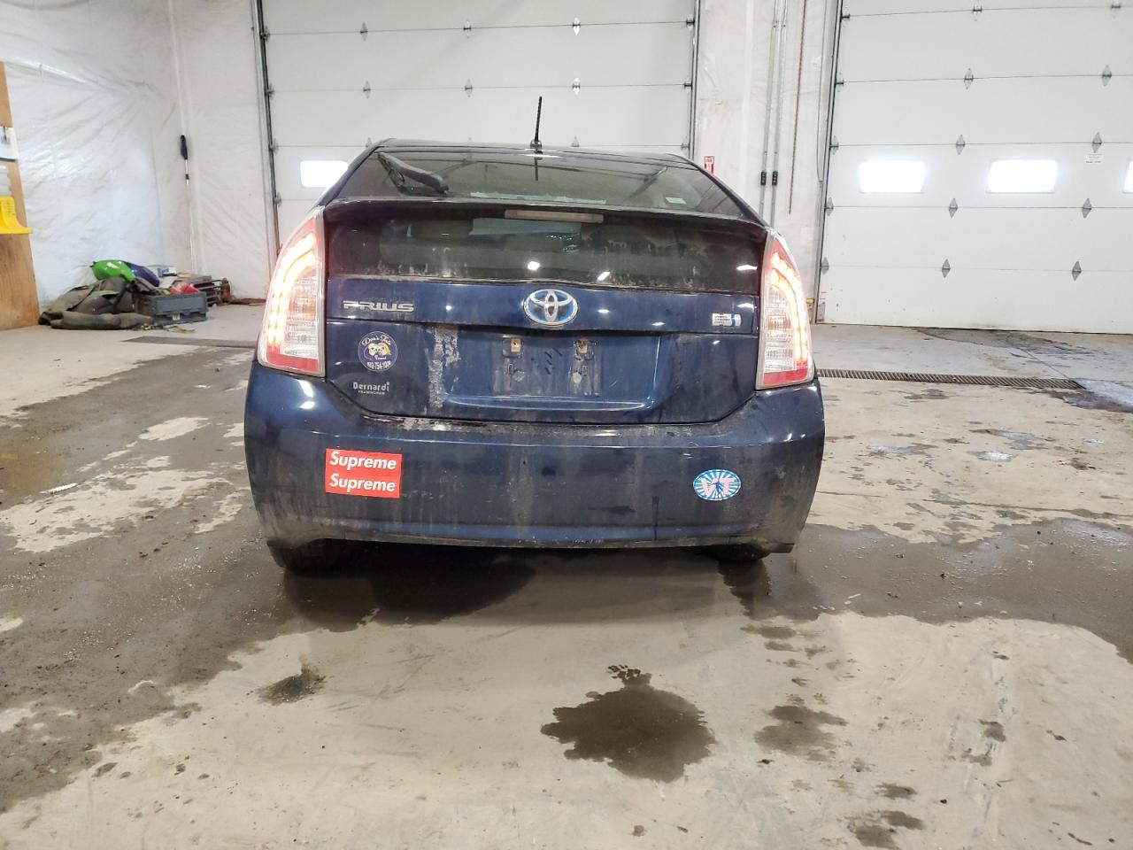 2013 Toyota Prius - Image 6