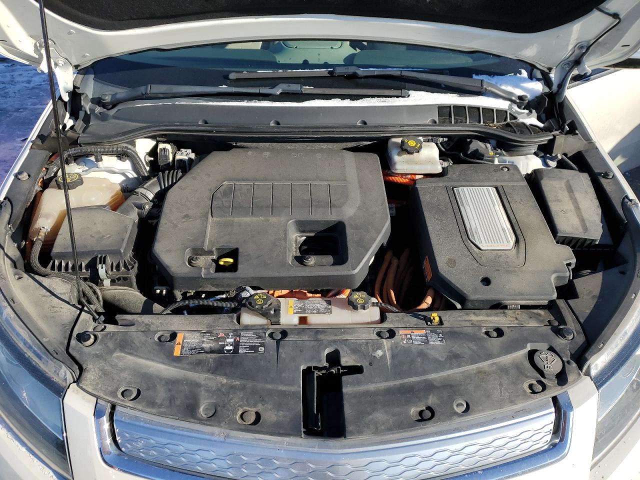 2014 Chevrolet Volt - Image 11