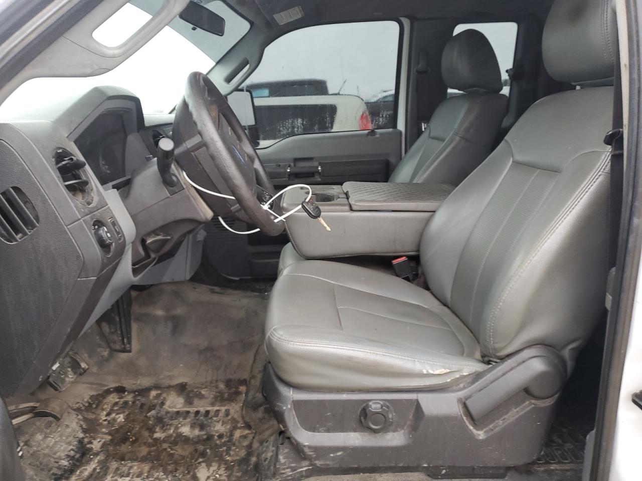 2012 Ford F350 - Image 7