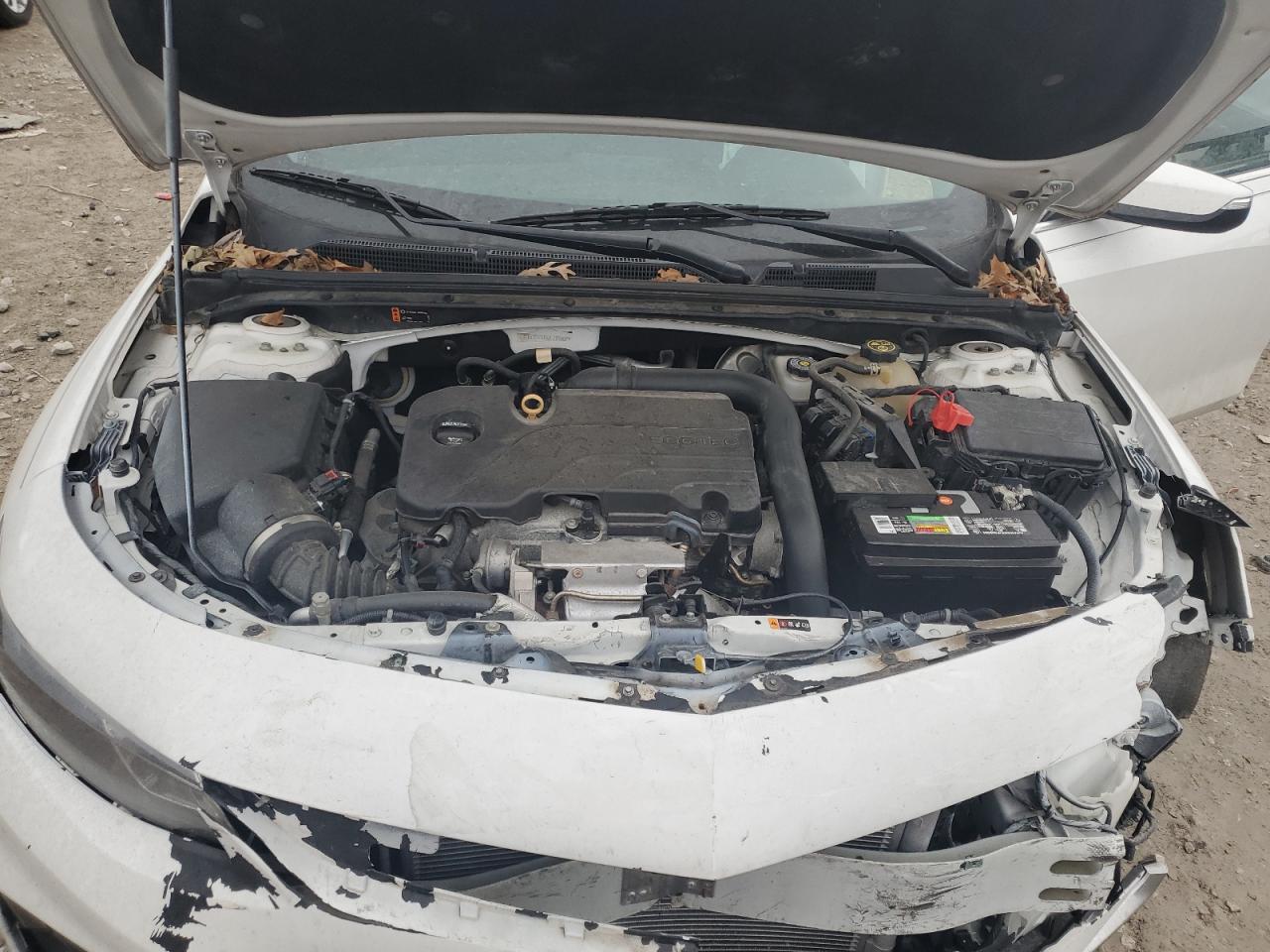 2018 Chevrolet Malibu - Image 11