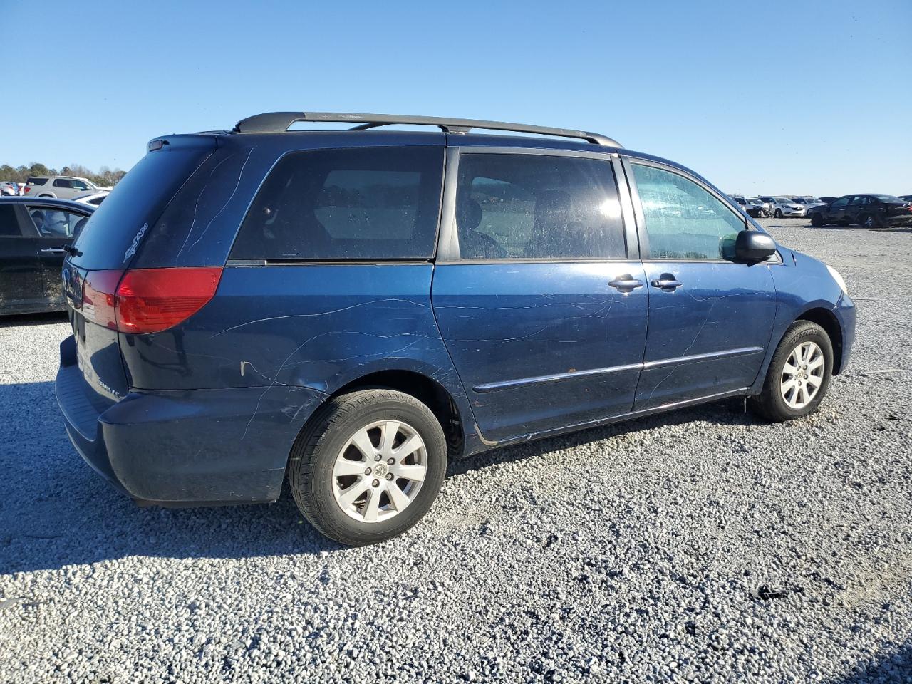 2005 Toyota Sienna - Image 3