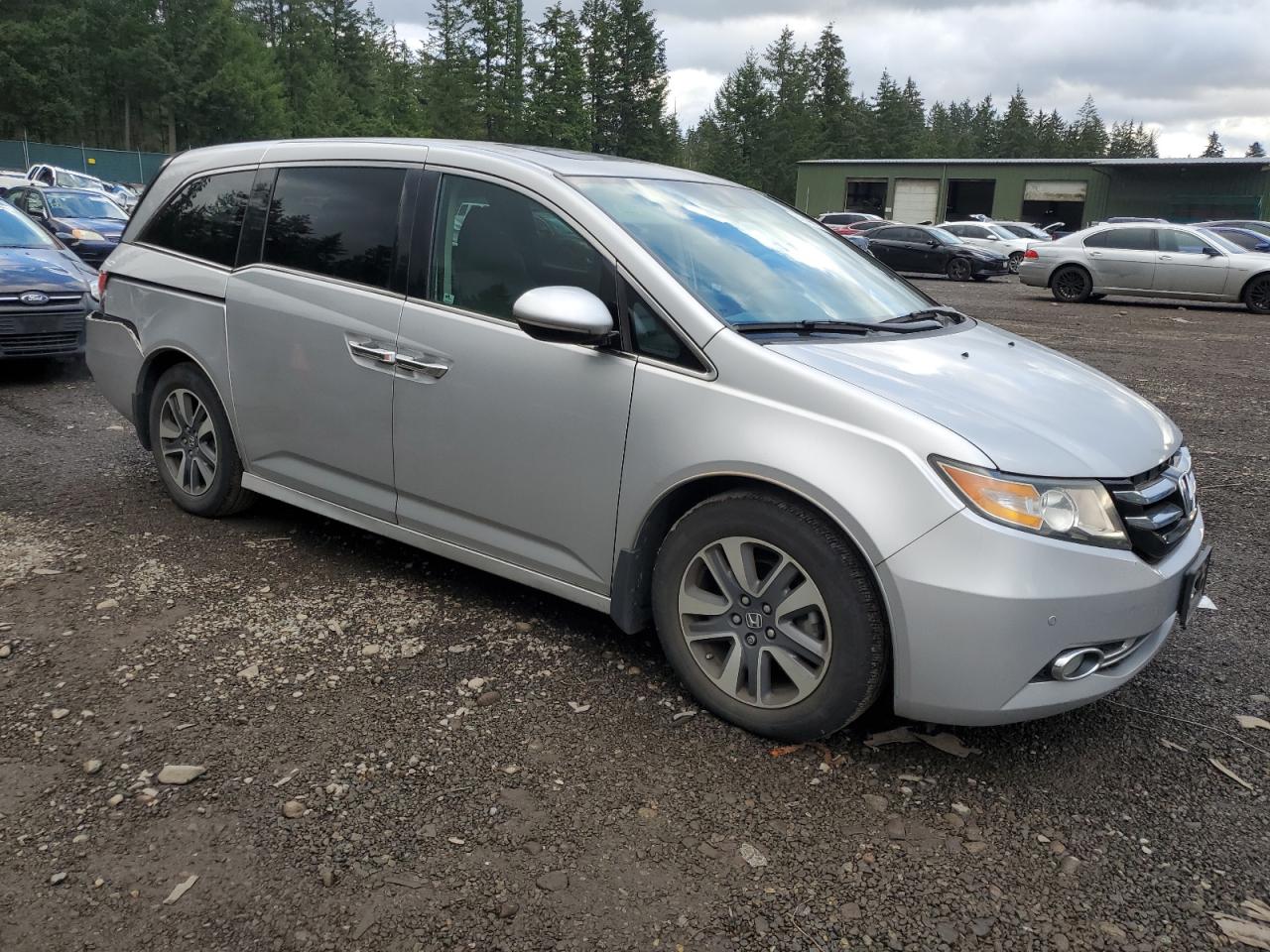 VIN 5FNRL5H90EB120291 2014 HONDA ODYSSEY no.4